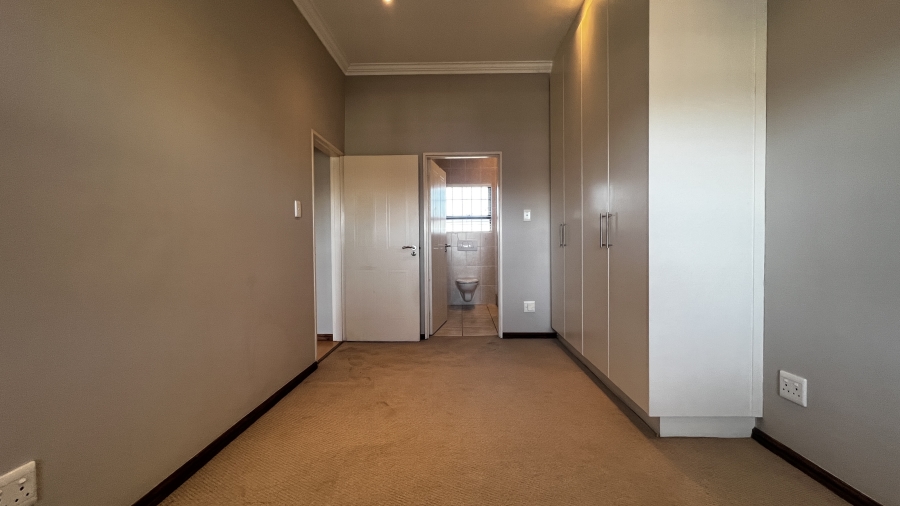 2 Bedroom Property for Sale in Big Bay Western Cape